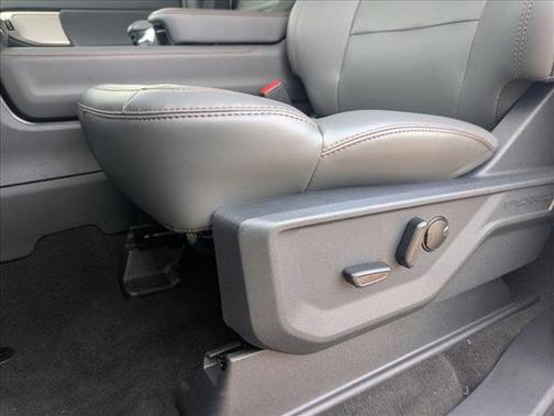 2025 Ford Expedition Max Active 4x2