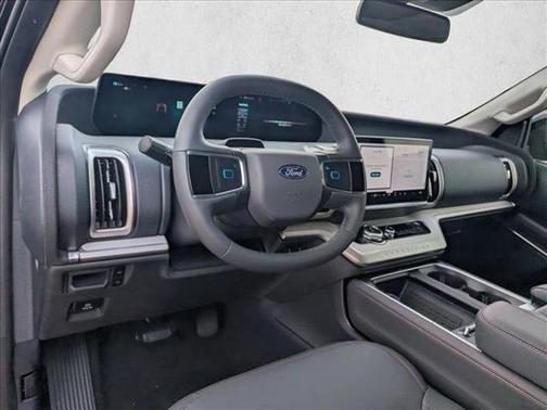 2025 Ford Expedition Max Active 4x2