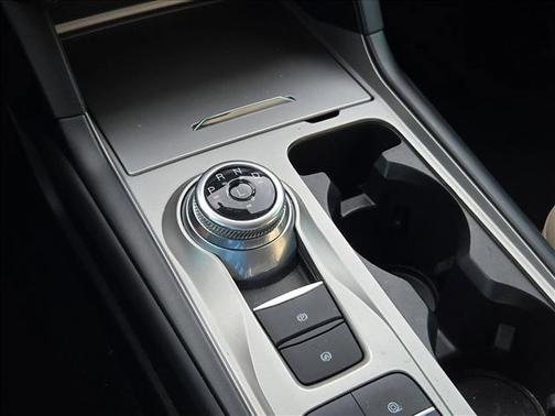 2021 Ford Explorer Base RWD