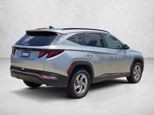 Shimmering Silver 2024 Hyundai TUCSON SEL