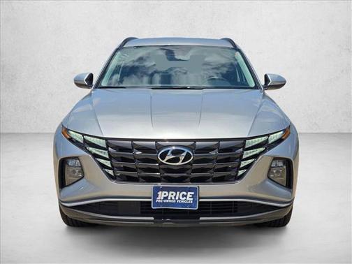 Shimmering Silver 2024 Hyundai TUCSON SEL