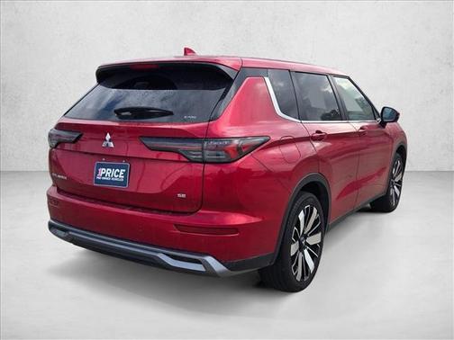 Red Diamond 2025 Mitsubishi Outlander SE 2.5 S-AWC