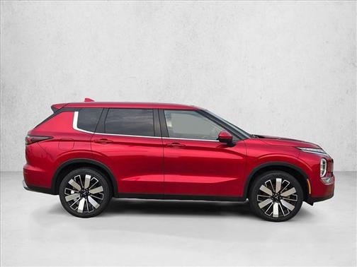 Red Diamond 2025 Mitsubishi Outlander SE 2.5 S-AWC