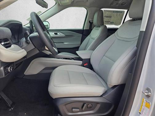 Space White Metallic 2026 Ford Explorer Active