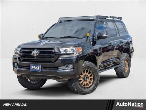 2016 Toyota Land Cruiser Base