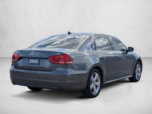 2014 Volkswagen Passat 2.5L SE