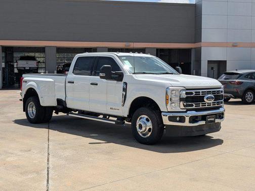 2025 Ford F-350 XLT