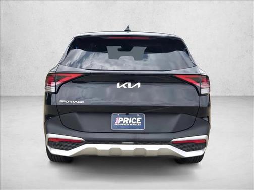 Ebony Black 2025 Kia Sportage LX