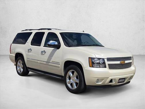 White Diamond Tricoat 2014 Chevrolet Suburban 1500 LTZ