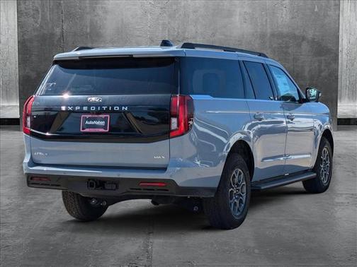 2025 Ford Expedition Max Active 4x2