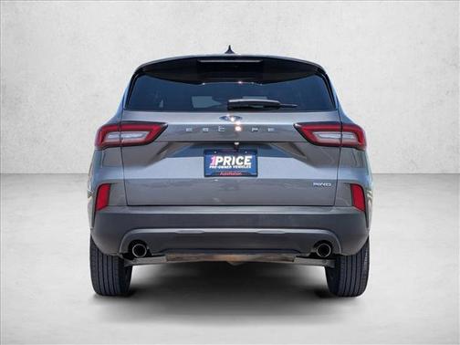 Carbonized Gray Metallic 2025 Ford Escape ST-Line
