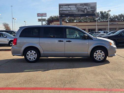 2019 Dodge Grand Caravan SE