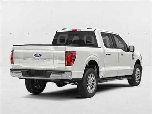 Star White Metallic Tri-Coat 2026 Ford F-150 Lariat