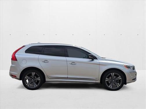 2017 Volvo XC60 T6 Dynamic