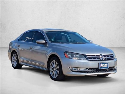 2012 Volkswagen Passat 2.5 SEL Premium