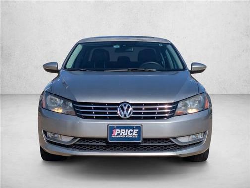 2012 Volkswagen Passat 2.5 SEL Premium