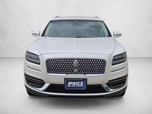 White Platinum Metallic Tri-Coat 2019 Lincoln Nautilus Select