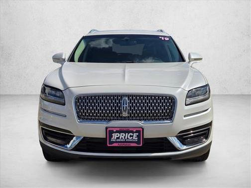 White Platinum Metallic Tri-Coat 2019 Lincoln Nautilus Select