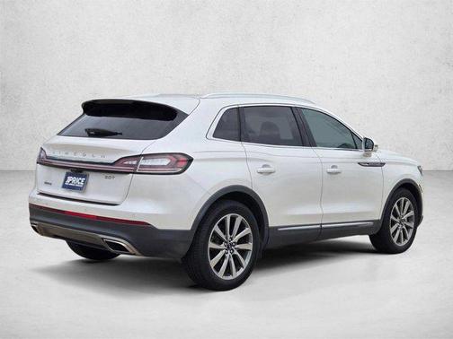 White Platinum Metallic Tri-Coat 2019 Lincoln Nautilus Select