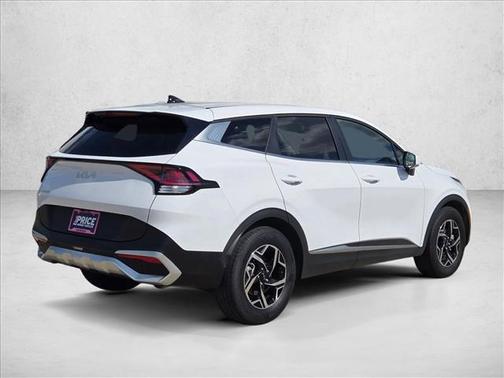 Glacial White Pearl 2025 Kia Sportage LX