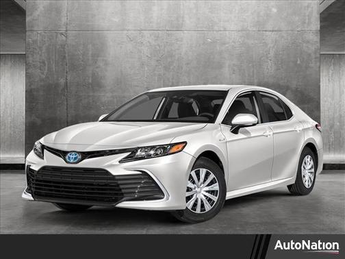 2024 Toyota Camry Hybrid LE