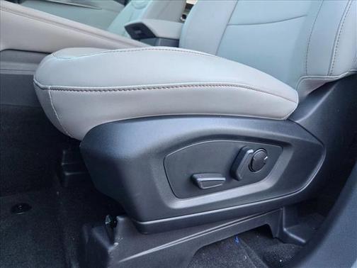 2026 Ford Explorer Active (200A)