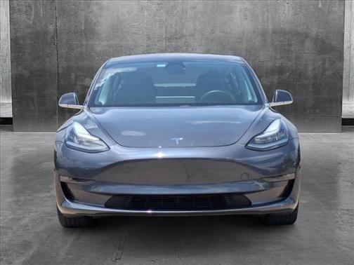 2019 Tesla Model 3 Mid Range