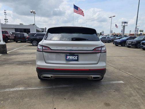 White 2023 Lincoln Nautilus Reserve