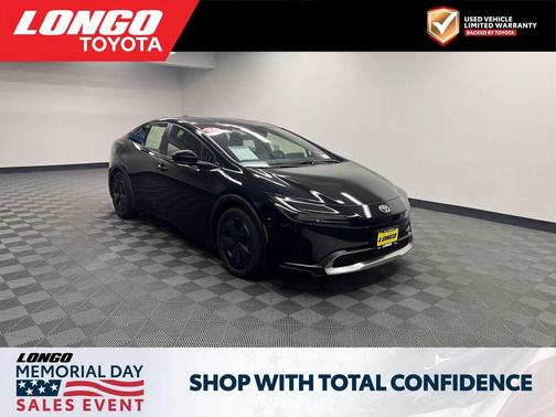 Midnight Black Metallic 2026 Toyota Prius Plug-In Hybrid SE