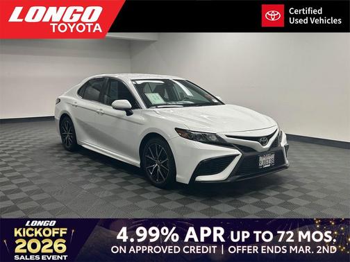 2022 Toyota Camry SE