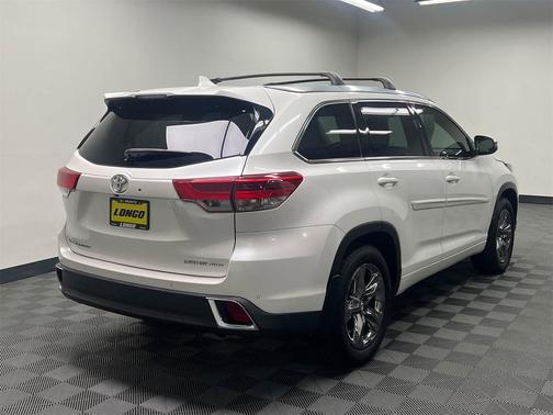 2017 Toyota Highlander Limited Platinum