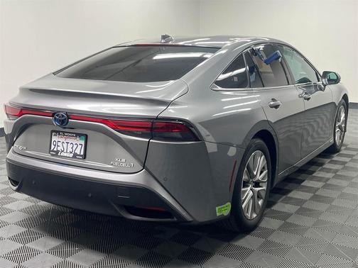 2022 Toyota Mirai Base