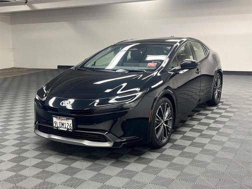 2024 Toyota Prius XLE