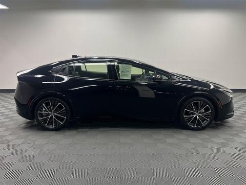 2024 Toyota Prius XLE