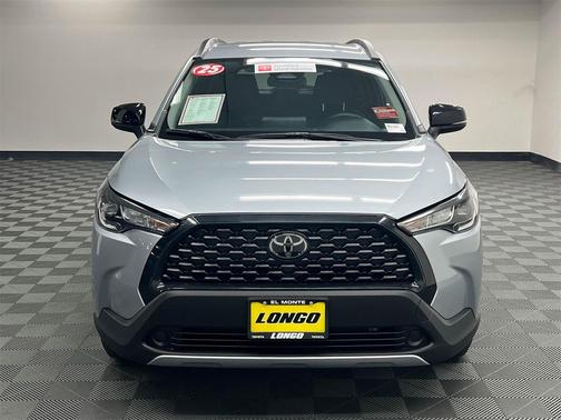 2025 Toyota Corolla Cross LE