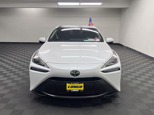 Oxygen White 2023 Toyota Mirai Base