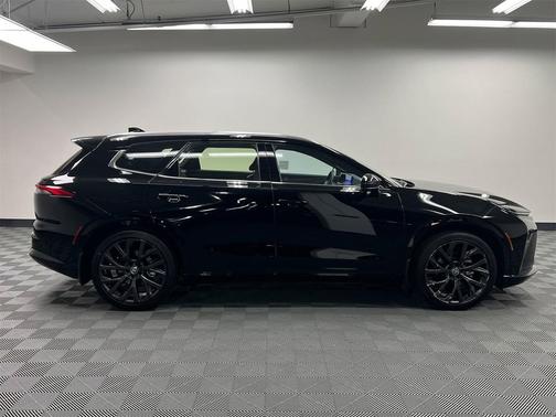 2025 Toyota Crown Signia Limited