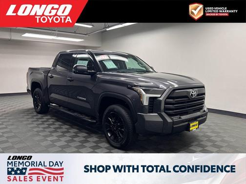 Magnetic Gray Metallic 2022 Toyota Tundra SR5
