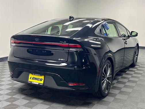 2024 Toyota Prius XLE