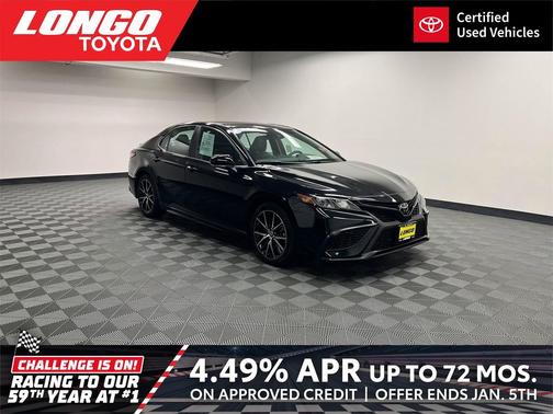 2024 Toyota Camry SE