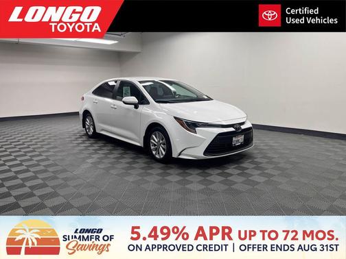 Ice Cap 2025 Toyota Corolla LE