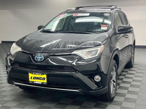 2017 Toyota RAV4 Hybrid XLE