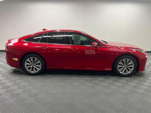 2022 Toyota Mirai Base