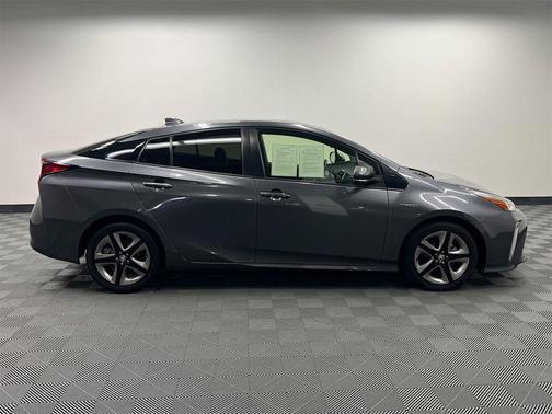 2022 Toyota Prius XLE