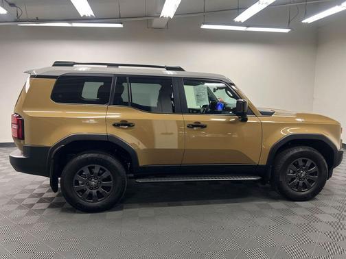 Trail Dust/Gray Scape 2024 Toyota Land Cruiser Base