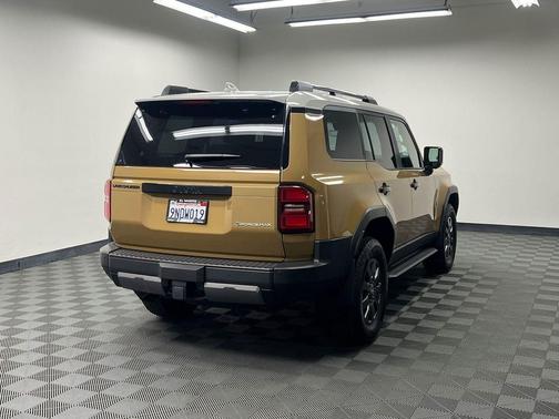 Trail Dust/Gray Scape 2024 Toyota Land Cruiser Base