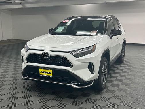 2025 Toyota RAV4 Hybrid SE