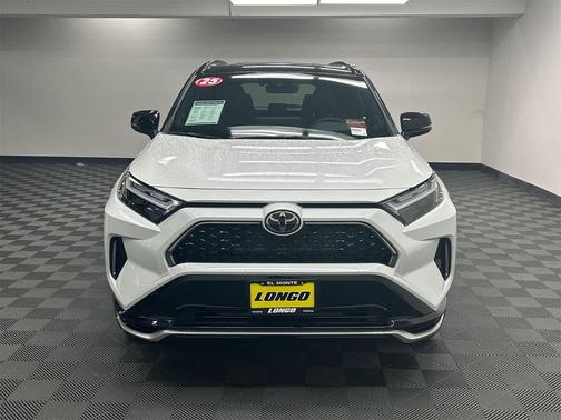 2025 Toyota RAV4 Hybrid SE