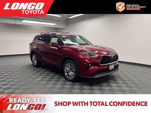 Ruby Flare Pearl 2023 Toyota Highlander Hybrid Platinum