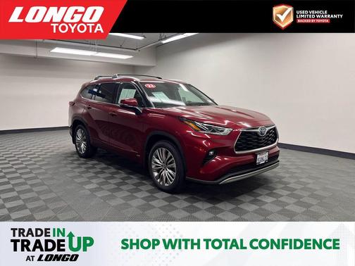 Ruby Flare Pearl 2023 Toyota Highlander Hybrid Platinum